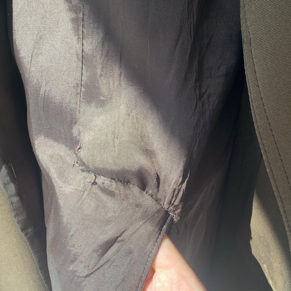 Vintage trench coat - Picture 3 of 7